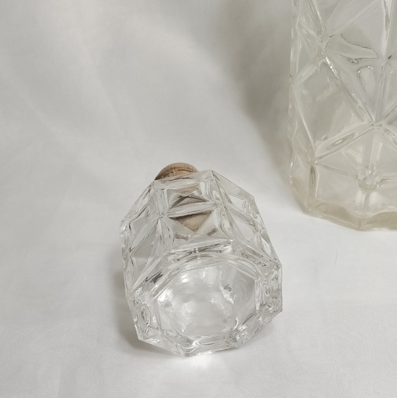 Anchor Hocking Diamond Quilted Liquor Decanter &Stopper Barware. - Picture 8 of 13